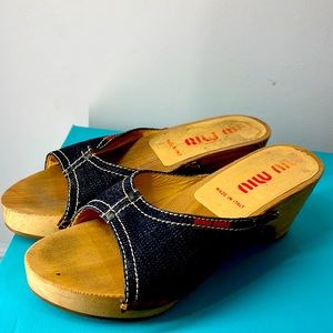 wooden shoes.  Eco-friendly, with anti-slip